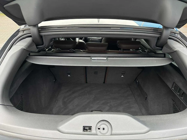 Bmw 3-serie 320i high executive edition car 2021 | l-844-kv - afbeelding 30 van  38