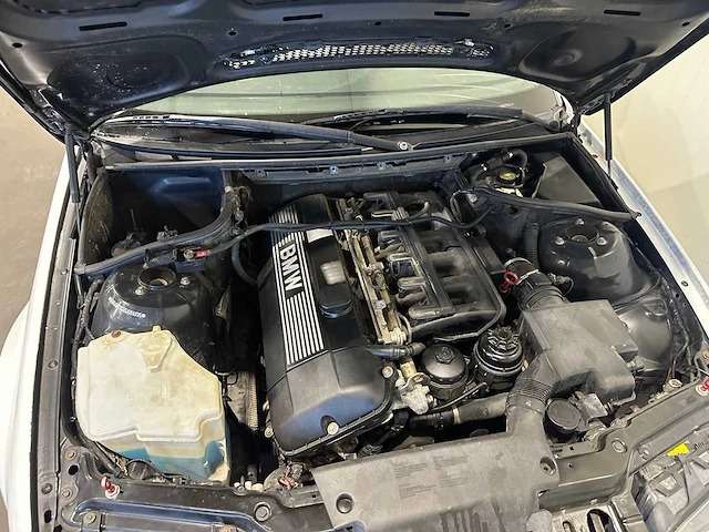Bmw 3-serie 323i executive circuitauto/raceauto 93-hn-tp - afbeelding 13 van  20
