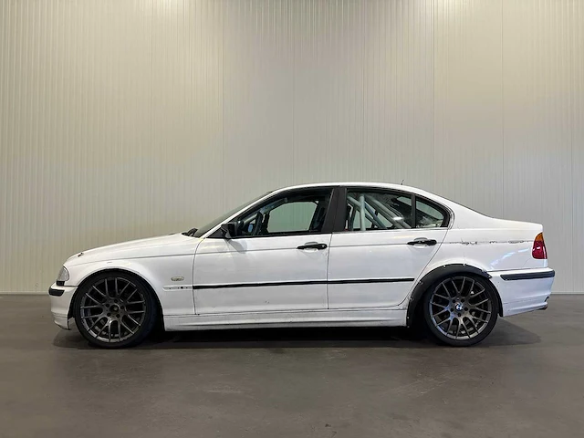 Bmw 3-serie 323i executive circuitauto/raceauto 93-hn-tp - afbeelding 12 van  20