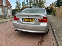 Bmw 3-serie 325i e90 personenauto - afbeelding 29 van  33