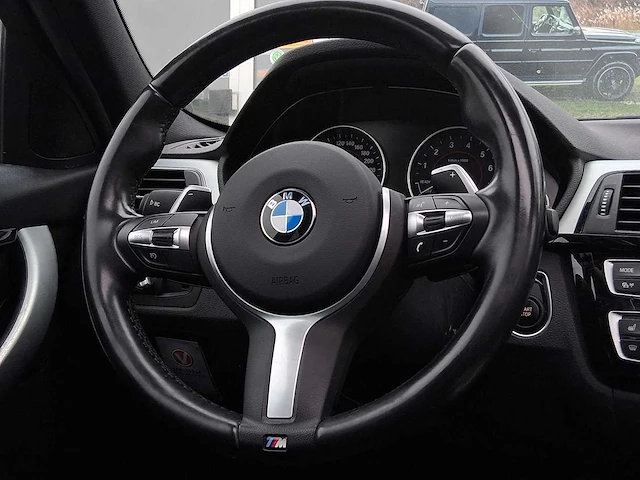 Bmw 3-serie 330e high executive m sport 2016 | kx-239-p - afbeelding 43 van  55