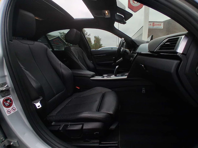 Bmw 3-serie 330e high executive m sport 2016 | kx-239-p - afbeelding 46 van  55