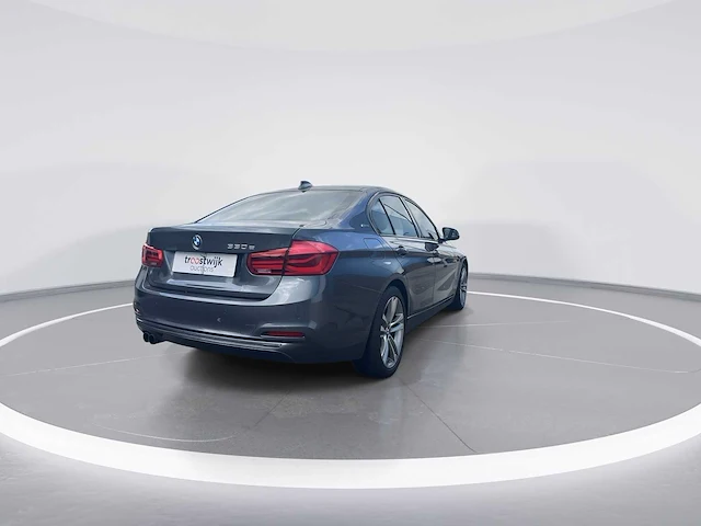 Bmw 3-serie 330e m sport 2017 | j-347-gv - afbeelding 6 van  28