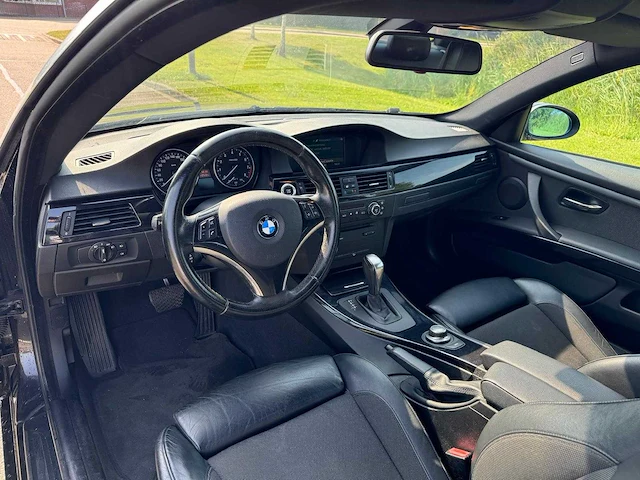 Bmw 3-serie coupé 325xi sport high executive 4x4 leder navi clima org.nl-auto 98-tv-gd - afbeelding 9 van  25