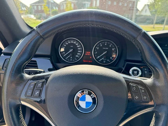 Bmw 3-serie coupé 325xi sport high executive 4x4 leder navi clima org.nl-auto 98-tv-gd - afbeelding 11 van  25
