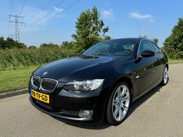 Bmw 3-serie coupé 325xi sport high executive 4x4 leder navi clima org.nl-auto 98-tv-gd - afbeelding 12 van  25