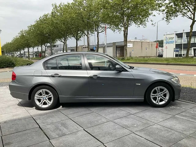 Bmw 3-serie executive automaat 2008, 72-hbk-3 - afbeelding 31 van  34