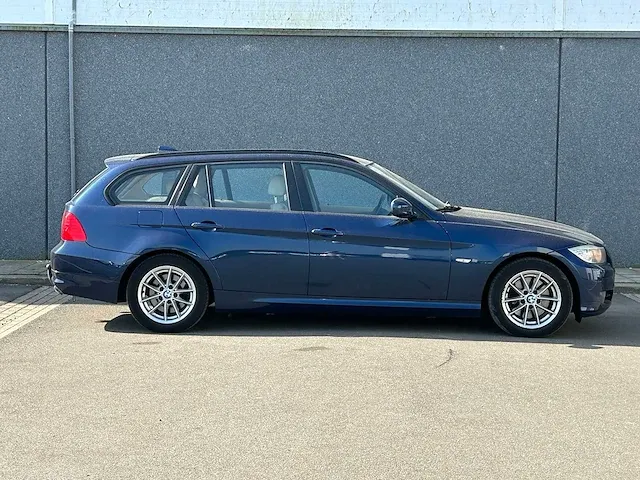 Bmw 3-serie touring 318d corporate lease business line | gj-211-x - afbeelding 21 van  34