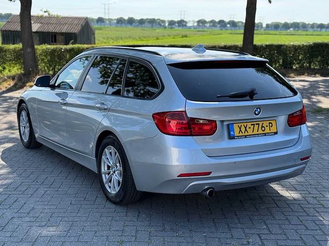 Bmw 3-serie touring 318d high executive xx-776-p - afbeelding 13 van  19