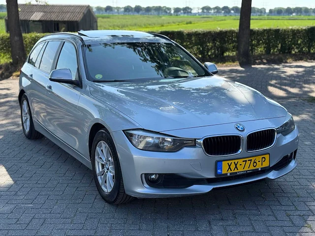 Bmw 3-serie touring 318d high executive xx-776-p - afbeelding 17 van  19