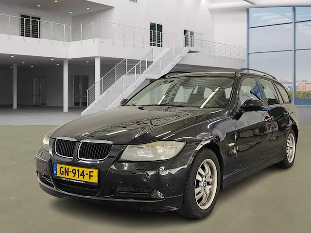 Bmw 3-serie touring 318i 2007 | gn-914-f - afbeelding 1 van  21