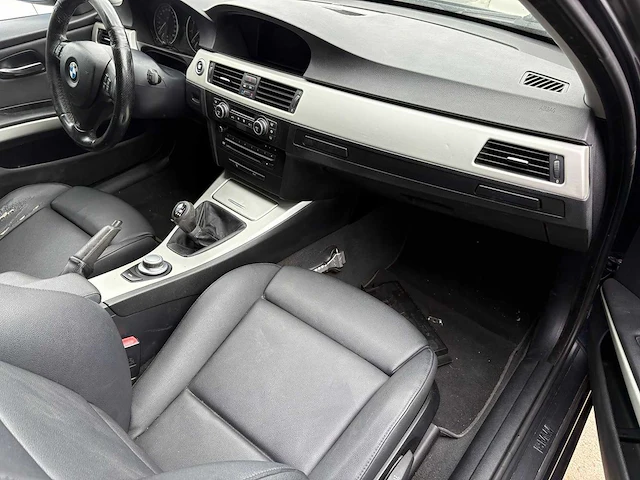Bmw 3-serie touring 318i business line , 08-grd-1 - afbeelding 5 van  16