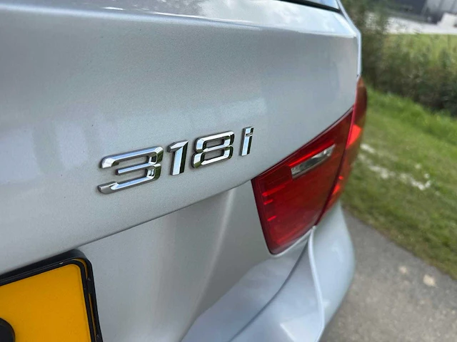 Bmw 3-serie touring 318i business line 36-ptt-9 - afbeelding 25 van  40