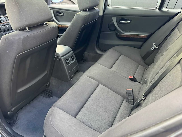 Bmw 3-serie touring 318i business line 59-xg-rj - afbeelding 3 van  17