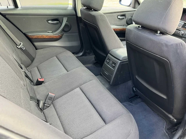 Bmw 3-serie touring 318i business line 59-xg-rj - afbeelding 4 van  17