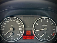 Bmw 3-serie touring 318i business line 59-xg-rj - afbeelding 9 van  17