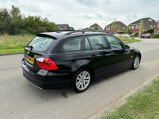 Bmw 3-serie touring 318i business line 95-ghg-5 - afbeelding 15 van  19