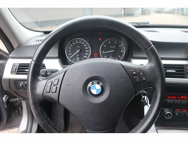Bmw 3-serie touring 318i high executive, tg-468-z - afbeelding 15 van  15