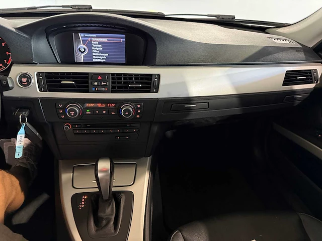 Bmw 3-serie touring 318i luxury line, 12-shp-8 - afbeelding 4 van  15
