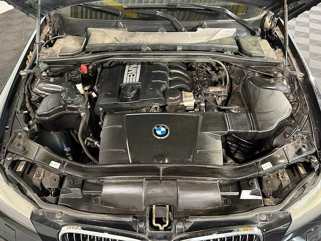 Bmw 3-serie touring 318i luxury line, 12-shp-8 - afbeelding 6 van  15