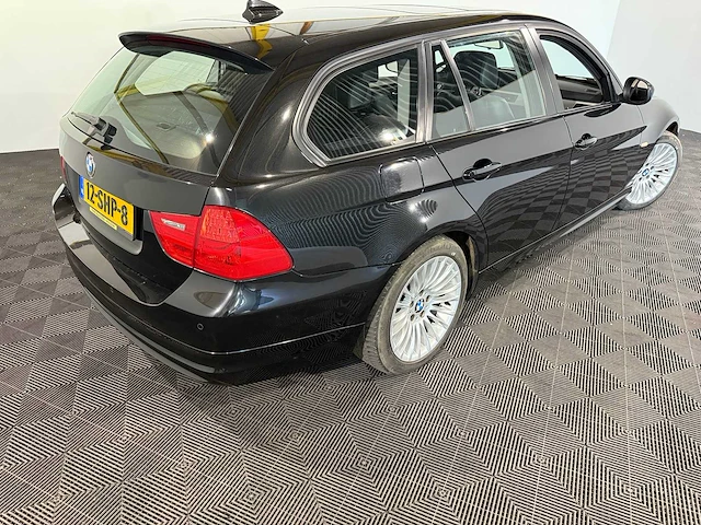Bmw 3-serie touring 318i luxury line, 12-shp-8 - afbeelding 12 van  15