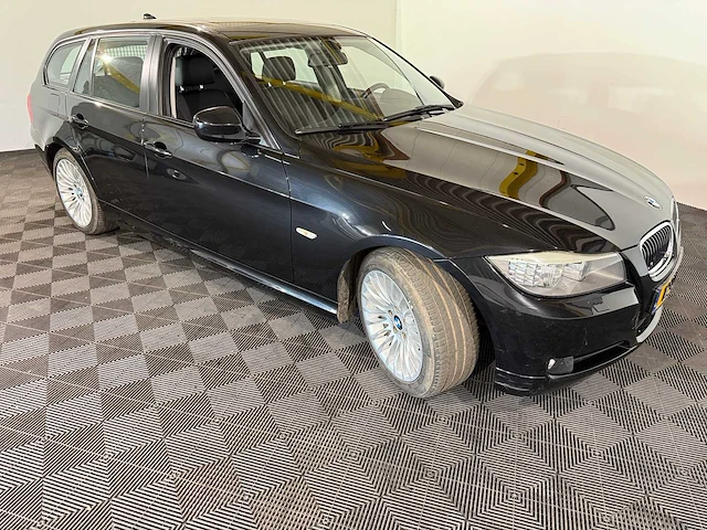 Bmw 3-serie touring 318i luxury line, 12-shp-8 - afbeelding 13 van  15