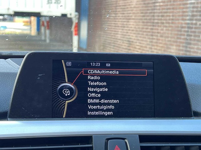 Bmw 3-serie touring 320d | 4-kgz-86 - afbeelding 9 van  29