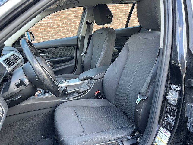 Bmw 3-serie touring 320d | 4-kgz-86 - afbeelding 24 van  29