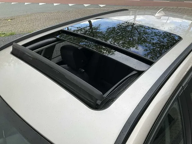Bmw 3-serie touring 320d automaat 2012, p-005-jr - afbeelding 2 van  28