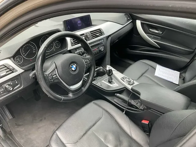 Bmw 3-serie touring 320d automaat 2012, p-005-jr - afbeelding 8 van  28