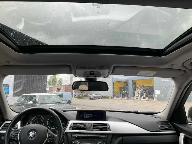 Bmw 3-serie touring 320d automaat 2012, p-005-jr - afbeelding 9 van  28