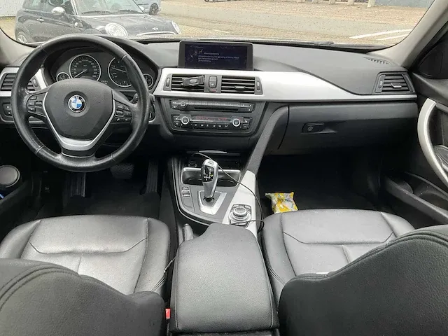 Bmw 3-serie touring 320d automaat 2012, p-005-jr - afbeelding 10 van  28