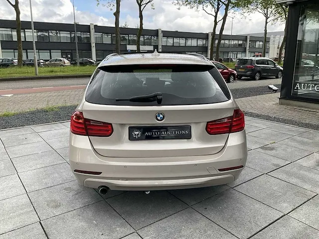 Bmw 3-serie touring 320d automaat 2012, p-005-jr - afbeelding 23 van  28