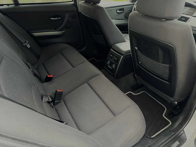 Bmw 3-serie touring 320i business line 2008 01-ghk-8 - afbeelding 6 van  17