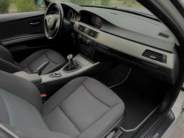 Bmw 3-serie touring 320i business line 2008 01-ghk-8 - afbeelding 8 van  17