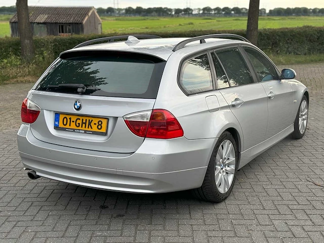 Bmw 3-serie touring 320i business line 2008 01-ghk-8 - afbeelding 13 van  17