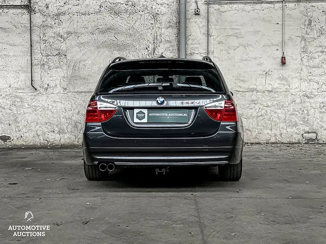 Bmw 3-serie touring 325xi 218pk 2008, xp-343-s - afbeelding 9 van  52