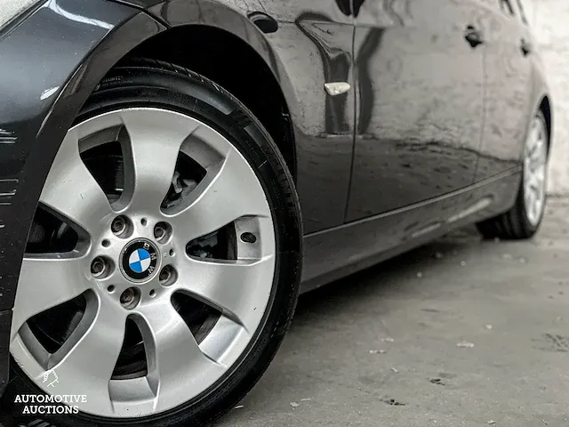Bmw 3-serie touring 325xi 218pk 2008, xp-343-s - afbeelding 34 van  52