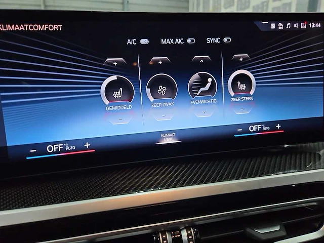 Bmw 3-serie touring 330e xdrive 2023 | s-105-ll - afbeelding 18 van  31