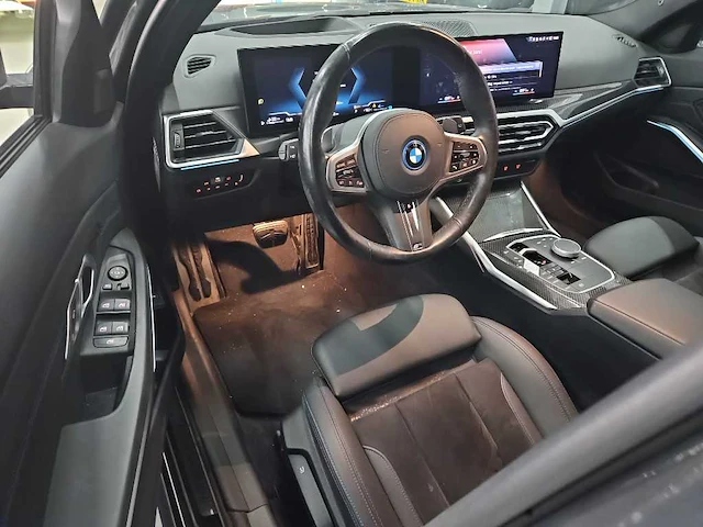 Bmw 3-serie touring 330e xdrive 2023 | s-105-ll - afbeelding 21 van  31