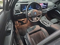 Bmw 3-serie touring 330e xdrive 2023 | s-105-ll - afbeelding 21 van  31