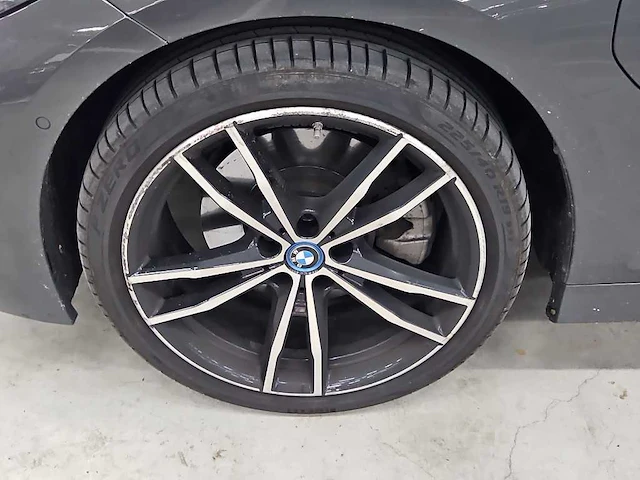 Bmw 3-serie touring 330e xdrive 2023 | s-105-ll - afbeelding 29 van  31