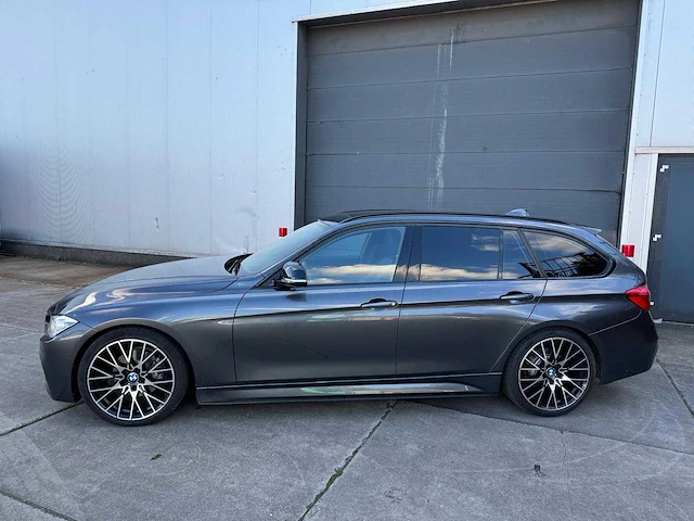 Bmw 3-serie touring m328i xdrive m-competition 19'' high exe full options x-327-tb - afbeelding 3 van  53
