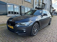 Bmw 3-serie touring m328i xdrive m-competition 19'' high exe full options x-327-tb - afbeelding 1 van  53