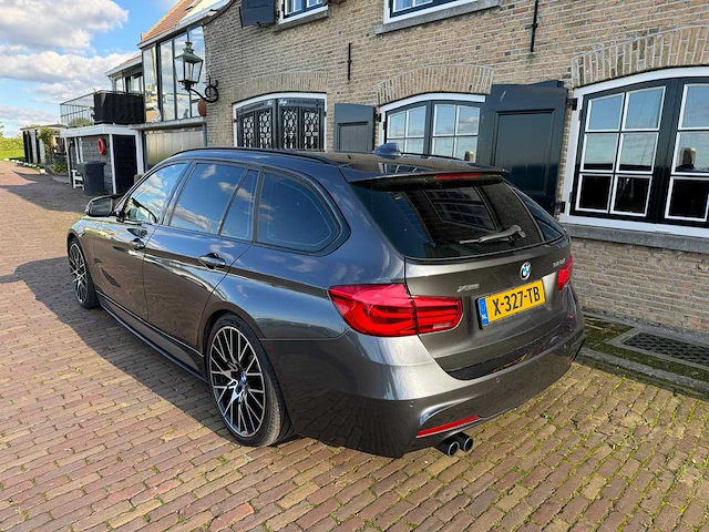 Bmw 3-serie touring m328i xdrive m-competition 19'' high exe full options x-327-tb - afbeelding 37 van  53
