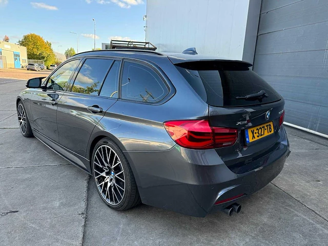 Bmw 3-serie touring m328i xdrive m-competition 19'' high exe full options x-327-tb - afbeelding 45 van  53