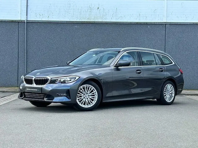 Bmw 3 series touring 318d executive edition | j-002-dp - afbeelding 1 van  53