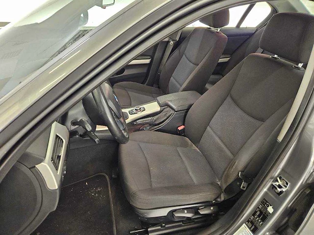 Bmw 316i business line; 32-hjz-3 - afbeelding 17 van  21