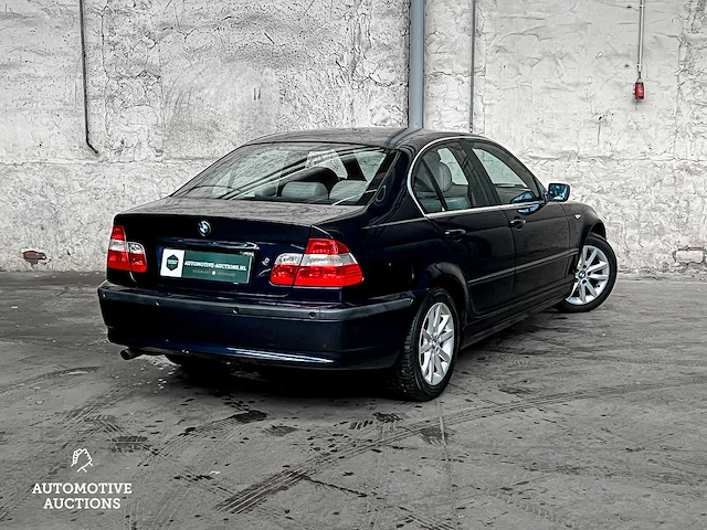 Bmw 316i special edition 116pk 2004 3-serie -orig. nl-, 28-pg-bg - afbeelding 9 van  54