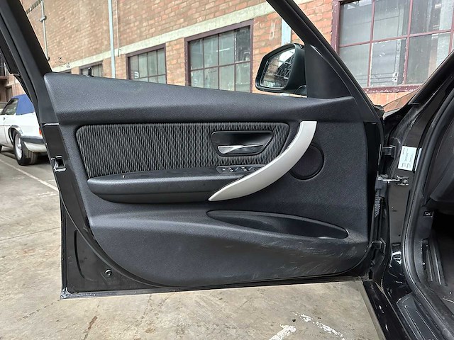 Bmw 316i touring executive 136pk 2013 3-serie f31, k-455-px - afbeelding 22 van  42